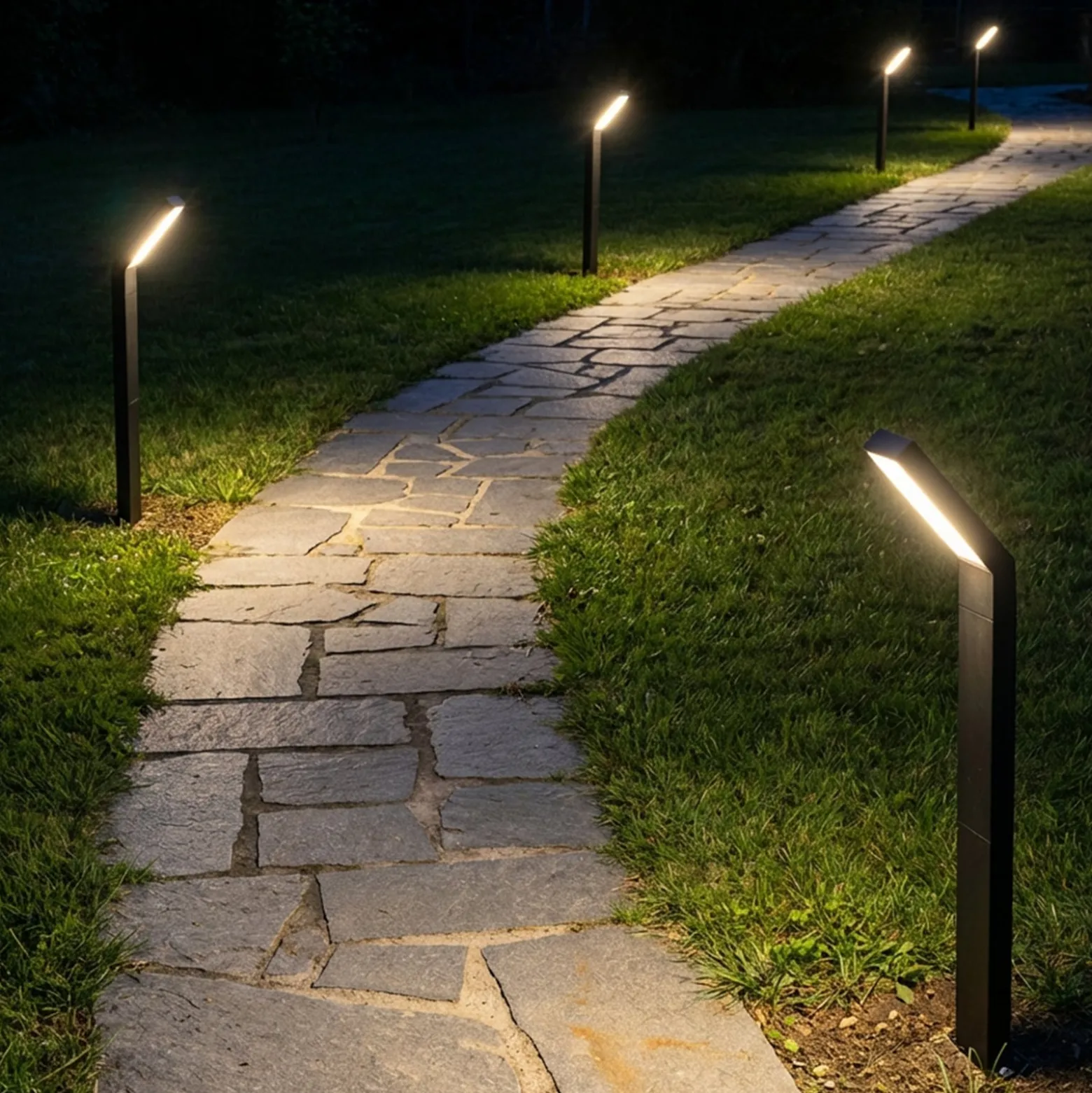 LED-aurinkoenergialla toimiva maapiikkavalo 3796015, musta, muovi, CCT-arvo