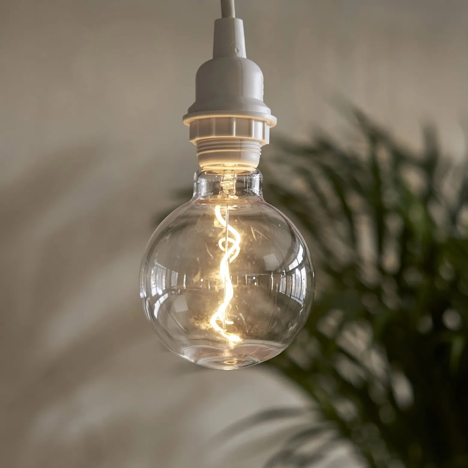 LED-Globe G95 E27 1 W 2 200 K filamenttioptiikka