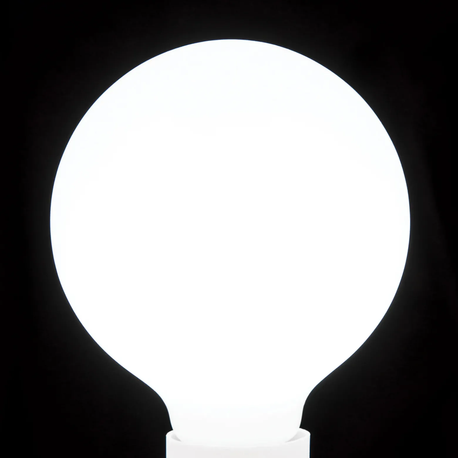 LED-globe-lamppu E27 6W G80 opaali himmennettävä
