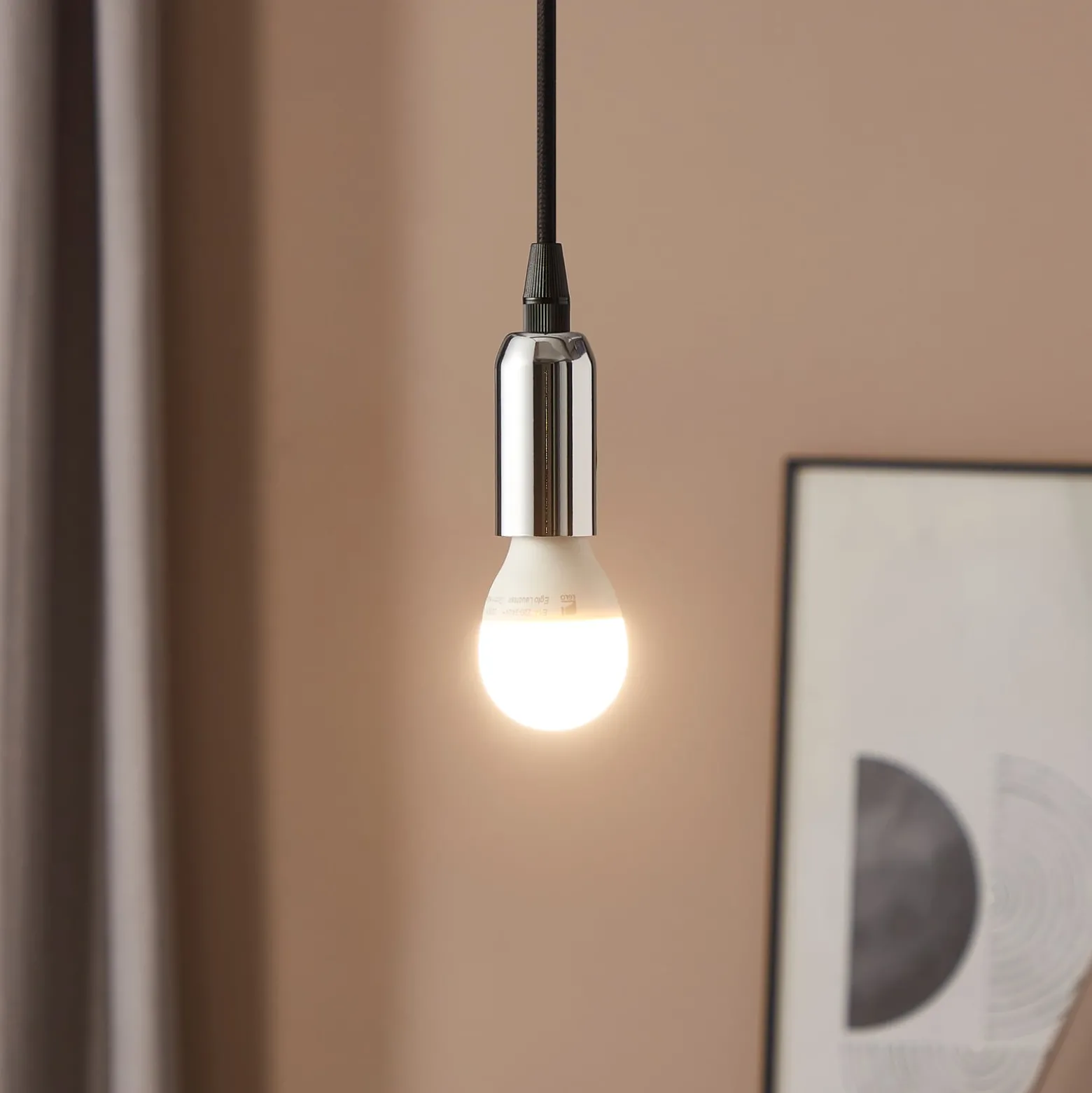 LED-golfpallolamppu E14 7,5W läm. valk, 806lm, him