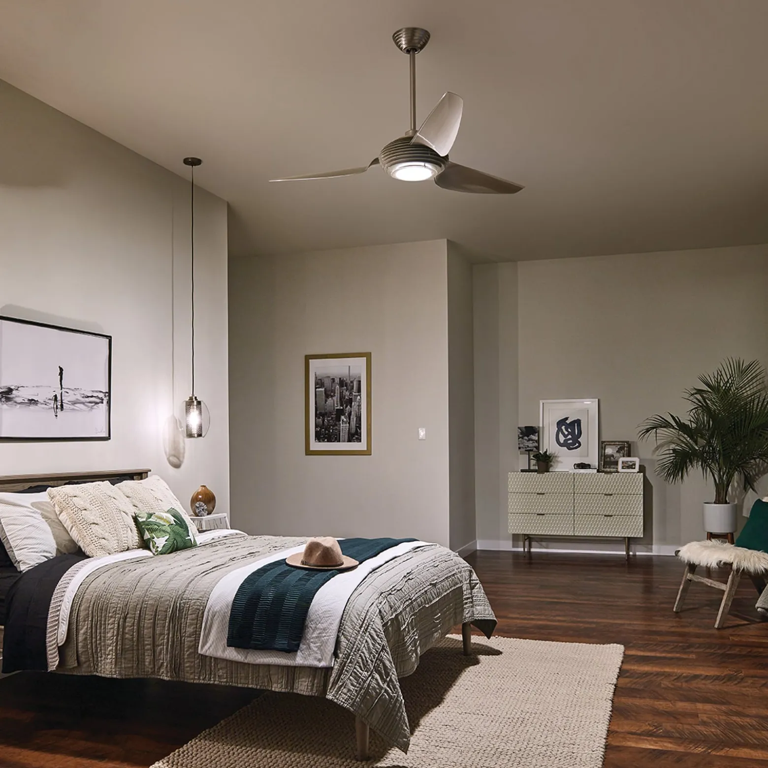 LED-kattotuuletin Voya kerma