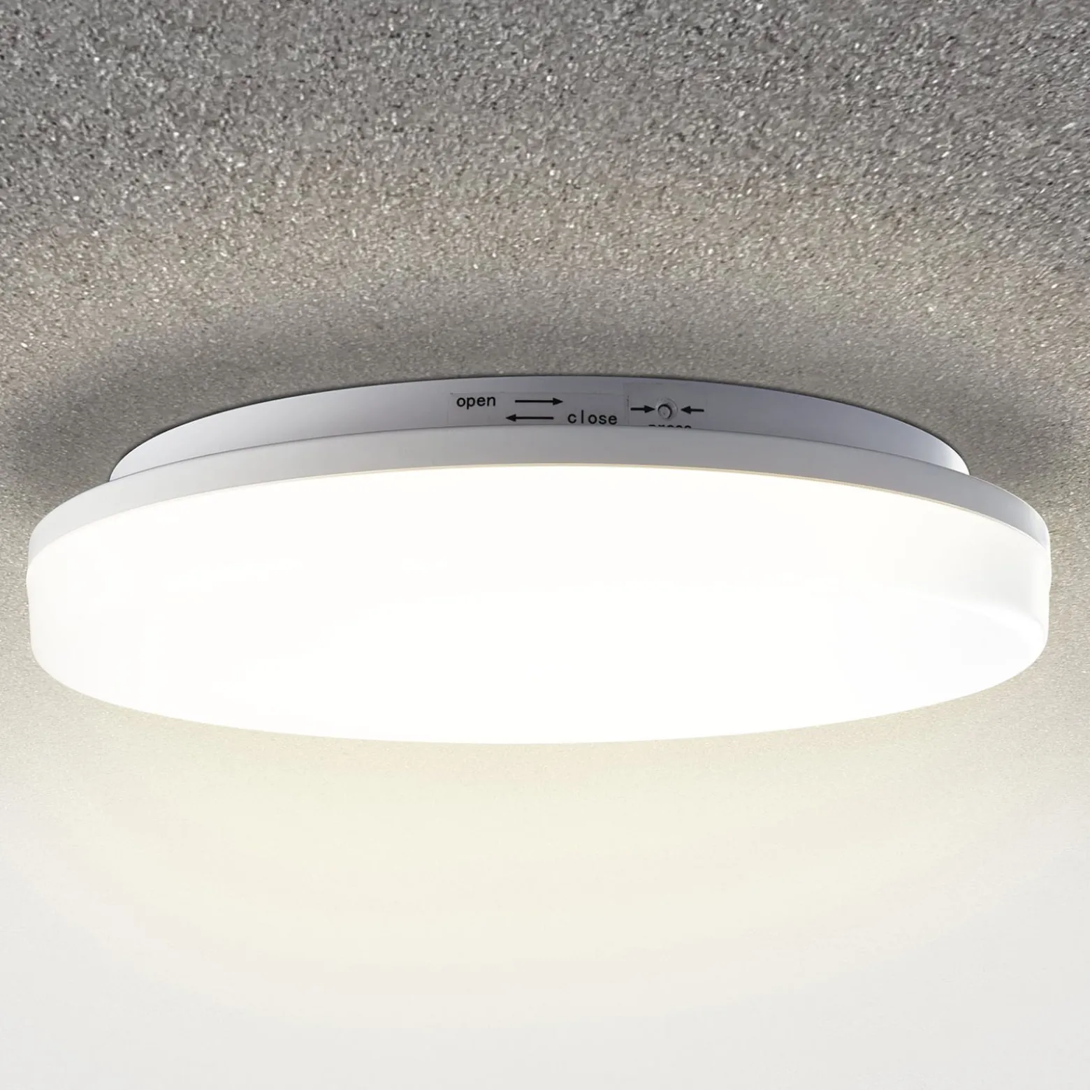 LED-kattovalaisin Pronto, pyöreä, liiketunnistin