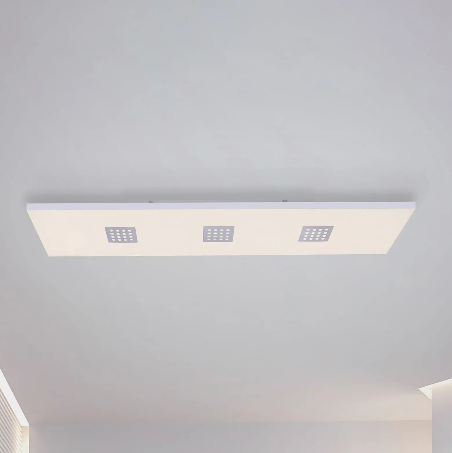 LED-kattovalaisin PURE Neo, 120 cm, alumiini, CCT, kaukosäädin