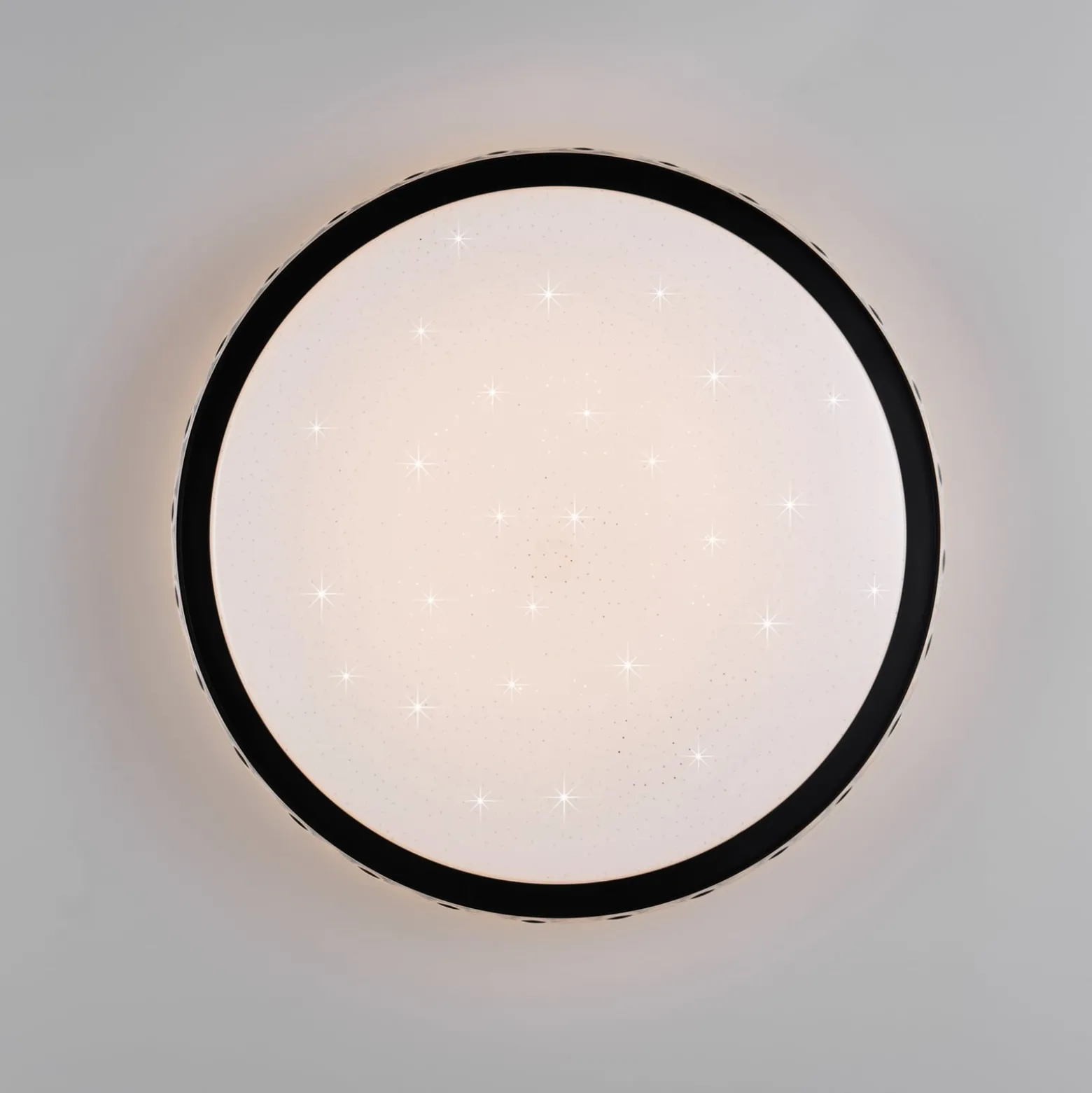 LED-kattovalaisin Varda, musta, Ø 39 cm, kaukosäädin