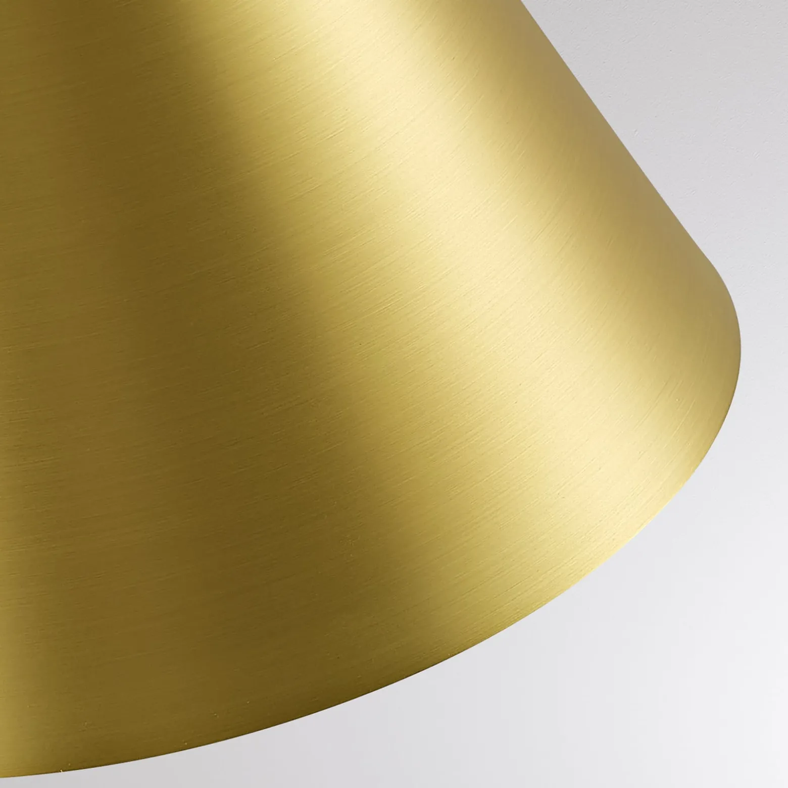 LED-kiskovalaisin LORA I, messinki, Ø 15 cm, 40° CCT, 3-vaiheinen