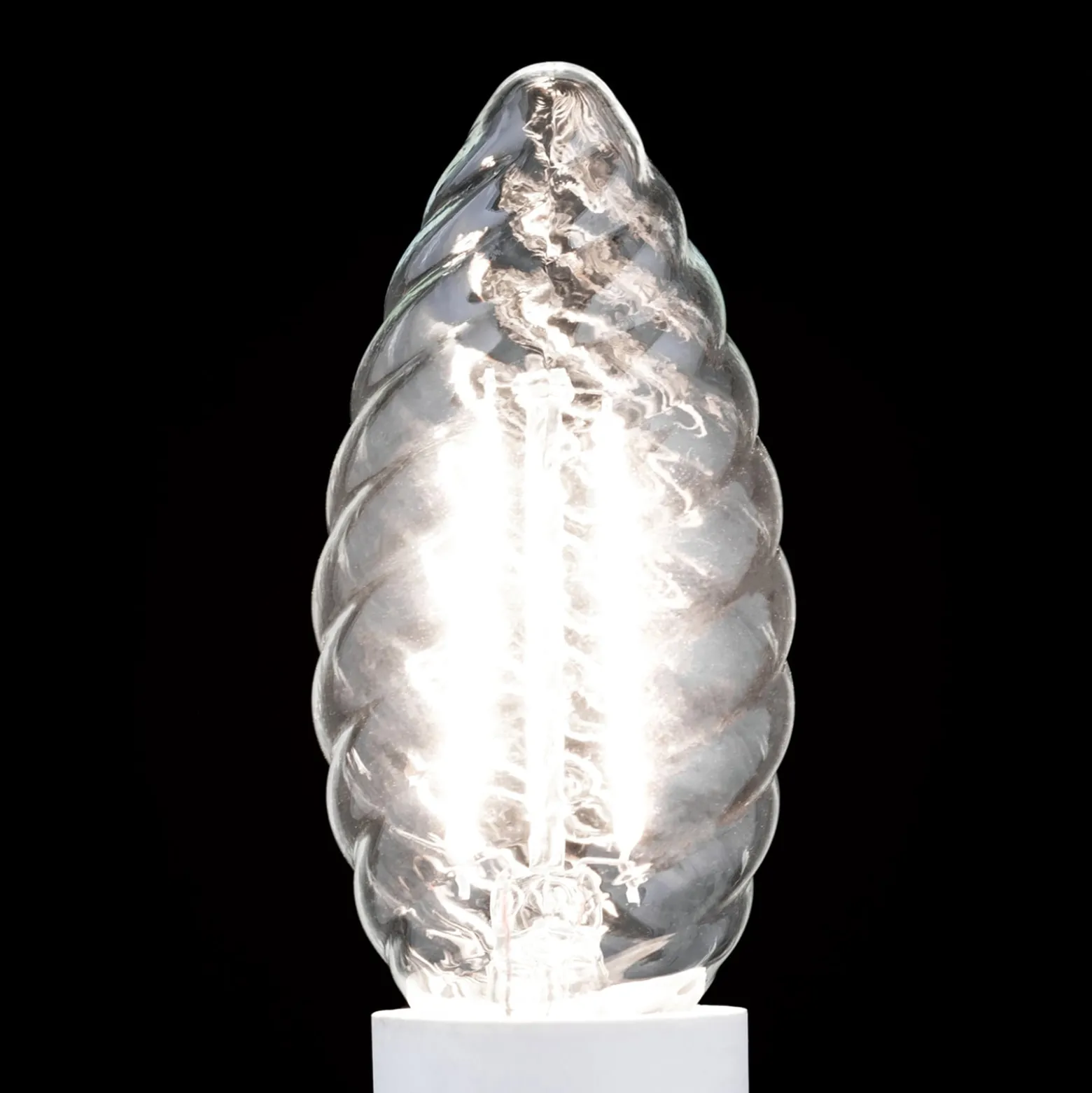 LED-kynttilälamppu E14 3W 2700 K rilament kierre