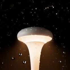 LED ladattava pöytävalaisin Nudrop mini, dune beige, IP54, himmennettävä