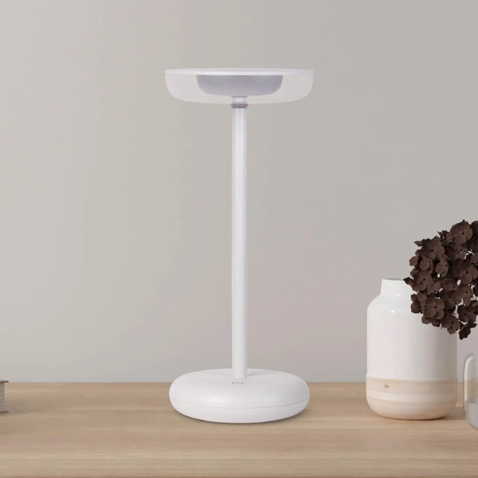 LED-ladattava terassivalaisin Pasi, valkoinen Korkeus 26 cm Metalli Touch