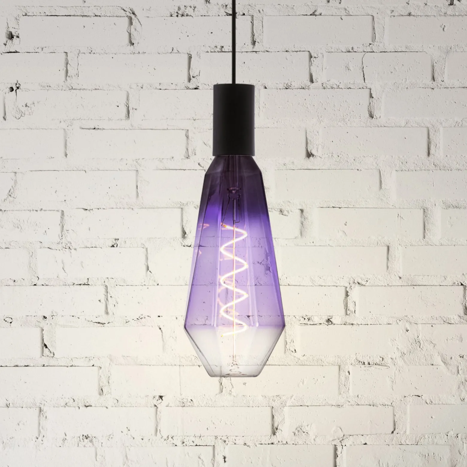 LED-lamppu E27 4W T100 1,800K hehkulanka violetti himmeä
