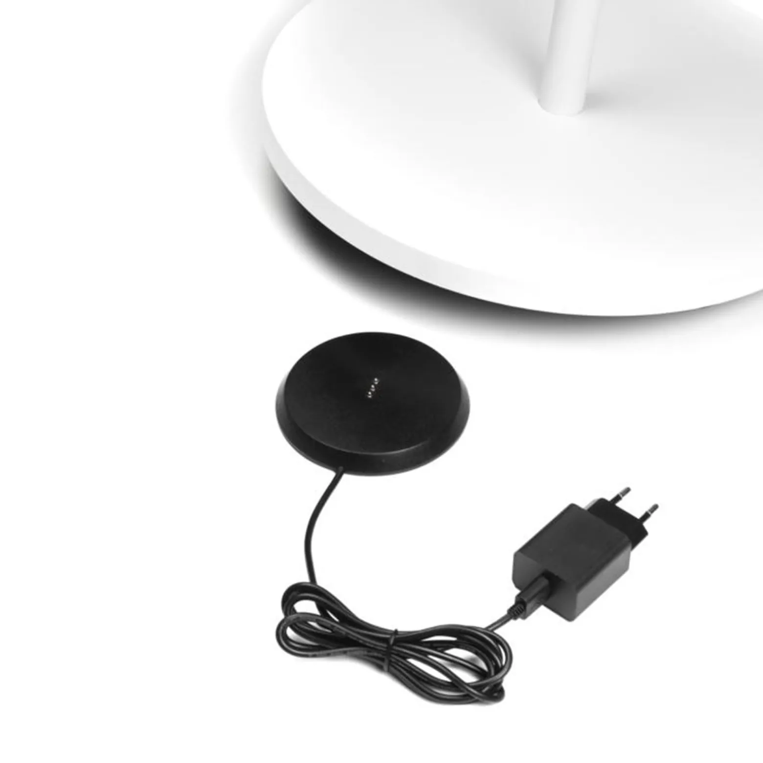 LED-lattiavalaisin Pomezia ulkokäyttöön USB, valk.