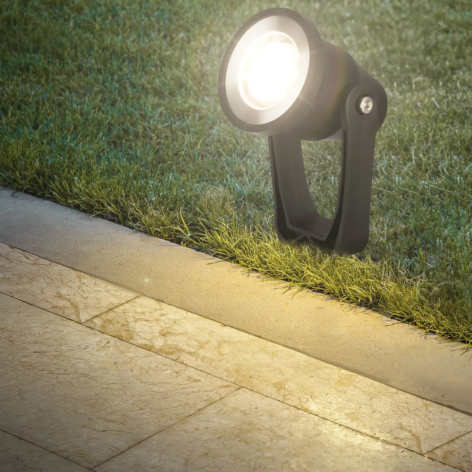 LED-maadoituspistoke 3919035 12V 3-pistepidennys, musta, Ø 5 cm