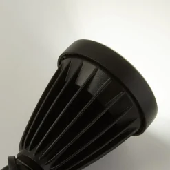 LED-maapiikkivalaisin Spikey, musta, metalli, 25 cm, IP54