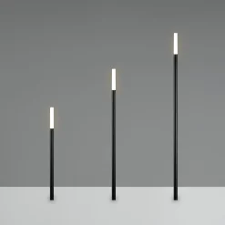 LED-maapiikkivalaisin STICK, musta, 3-lamppuinen, IP44, pistoke