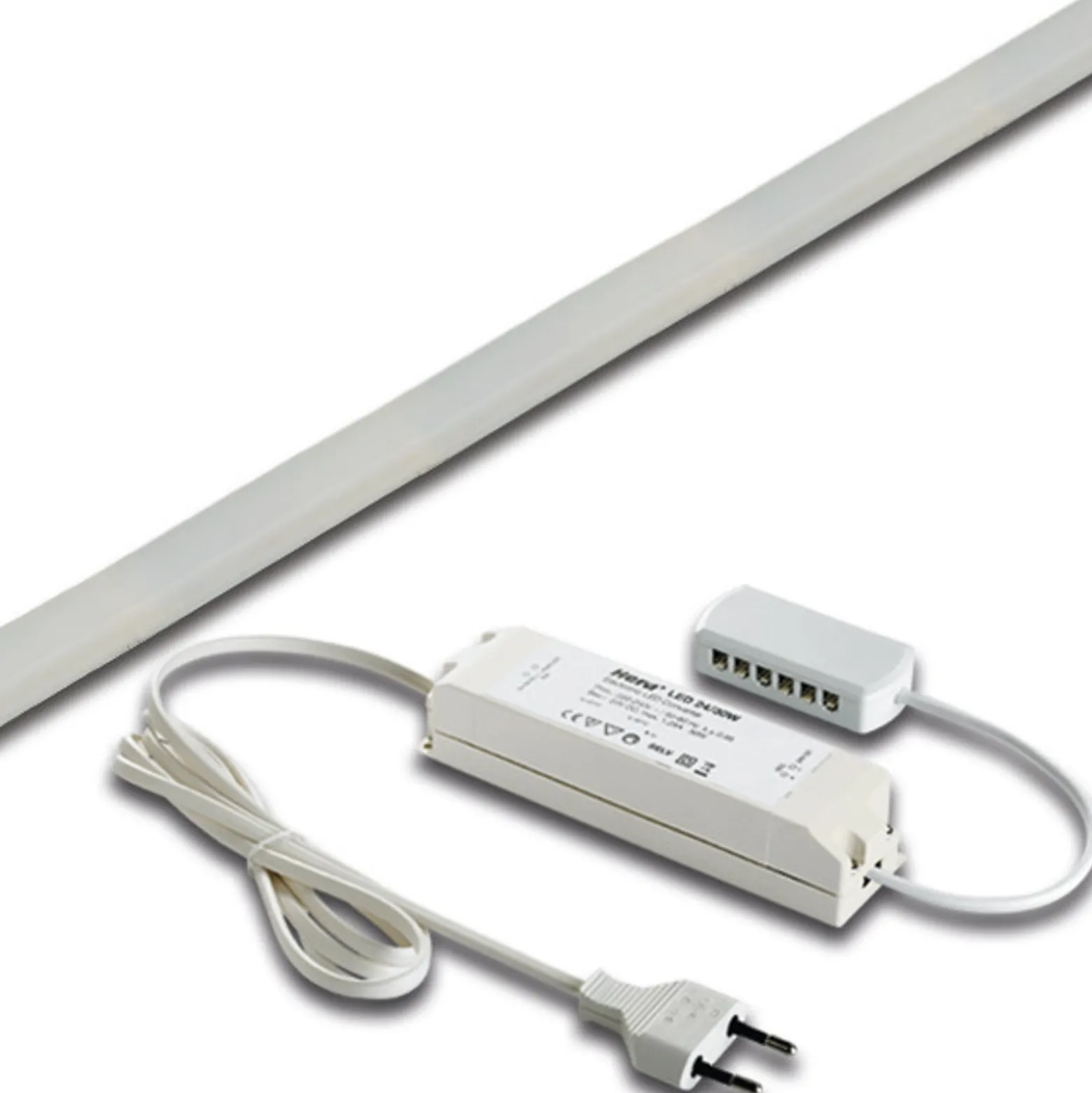 LED-nauha Basic-Tape F, IP54, 2700K, pituus 300cm