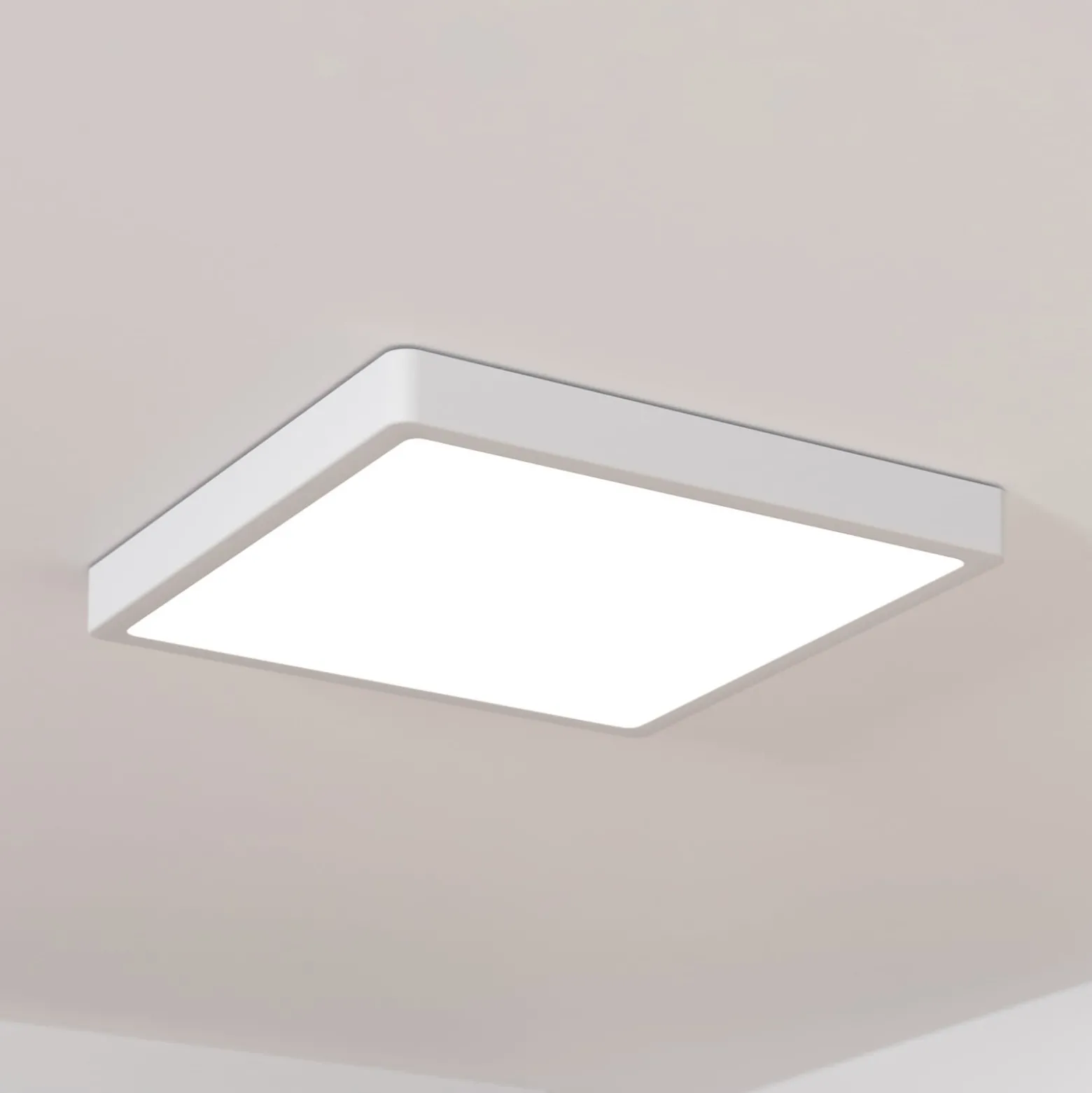 LED pinta-asennuspaneeli Fueva 5 IP20 830 valkoinen 28,5x28,5cm