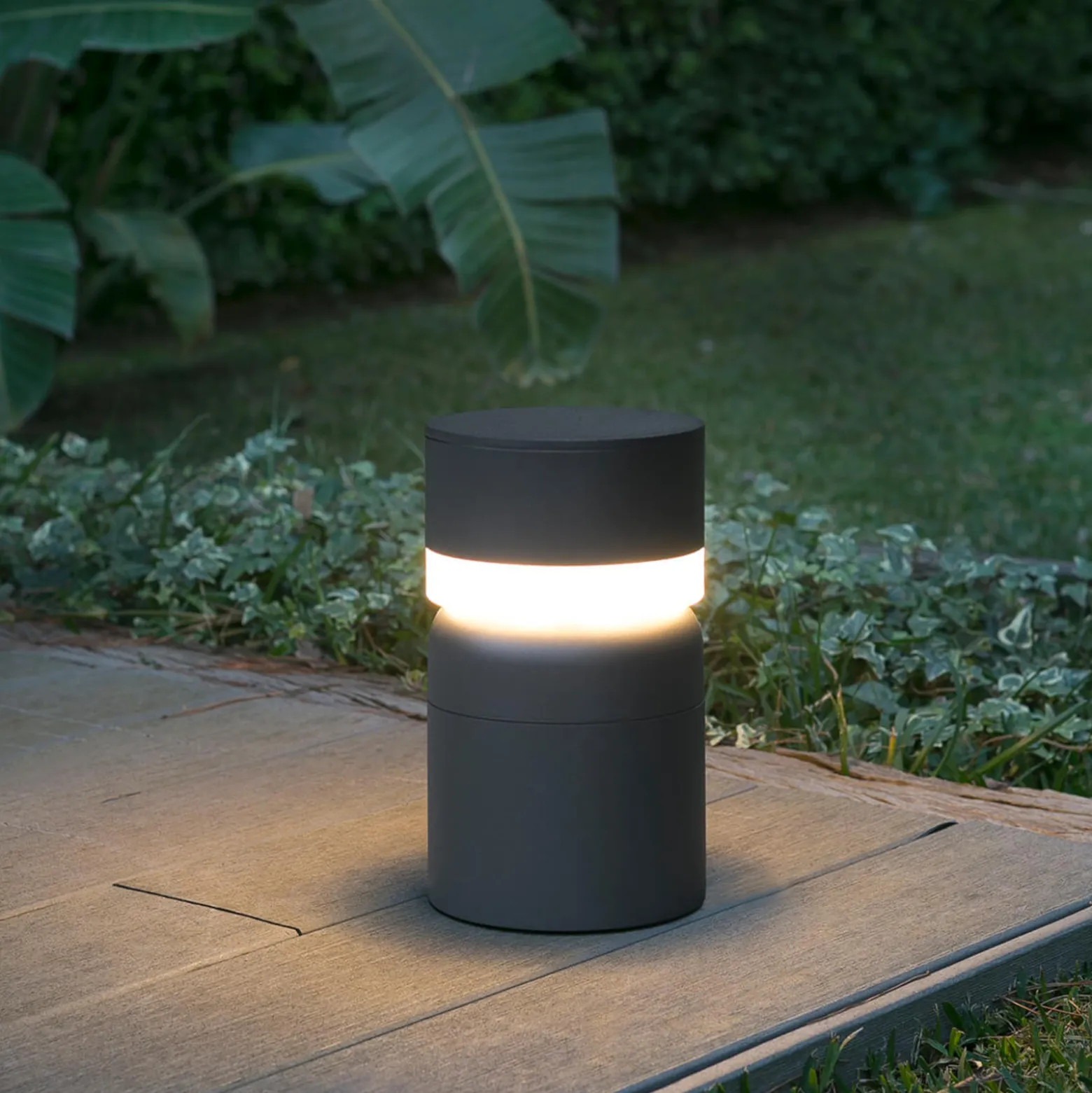 LED-pollarivalaisin Sete, tummanharmaa