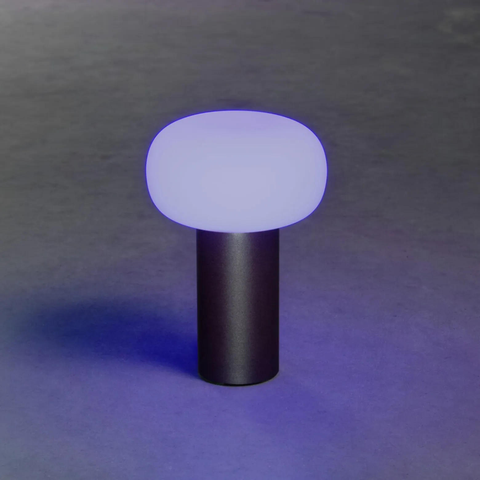 LED-pöytävalaisin Antibes IP54, akku, RGBW, musta
