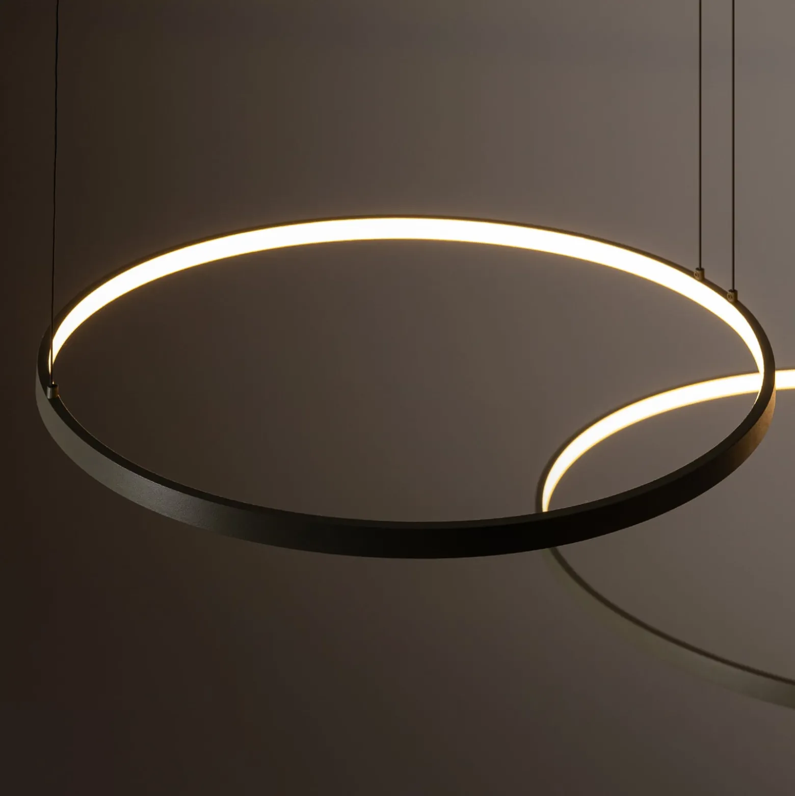 LED-riippuvalaisin CIRCOLO, oliivinvihreä, Ø 30/45/60 cm, 3-lamppuinen