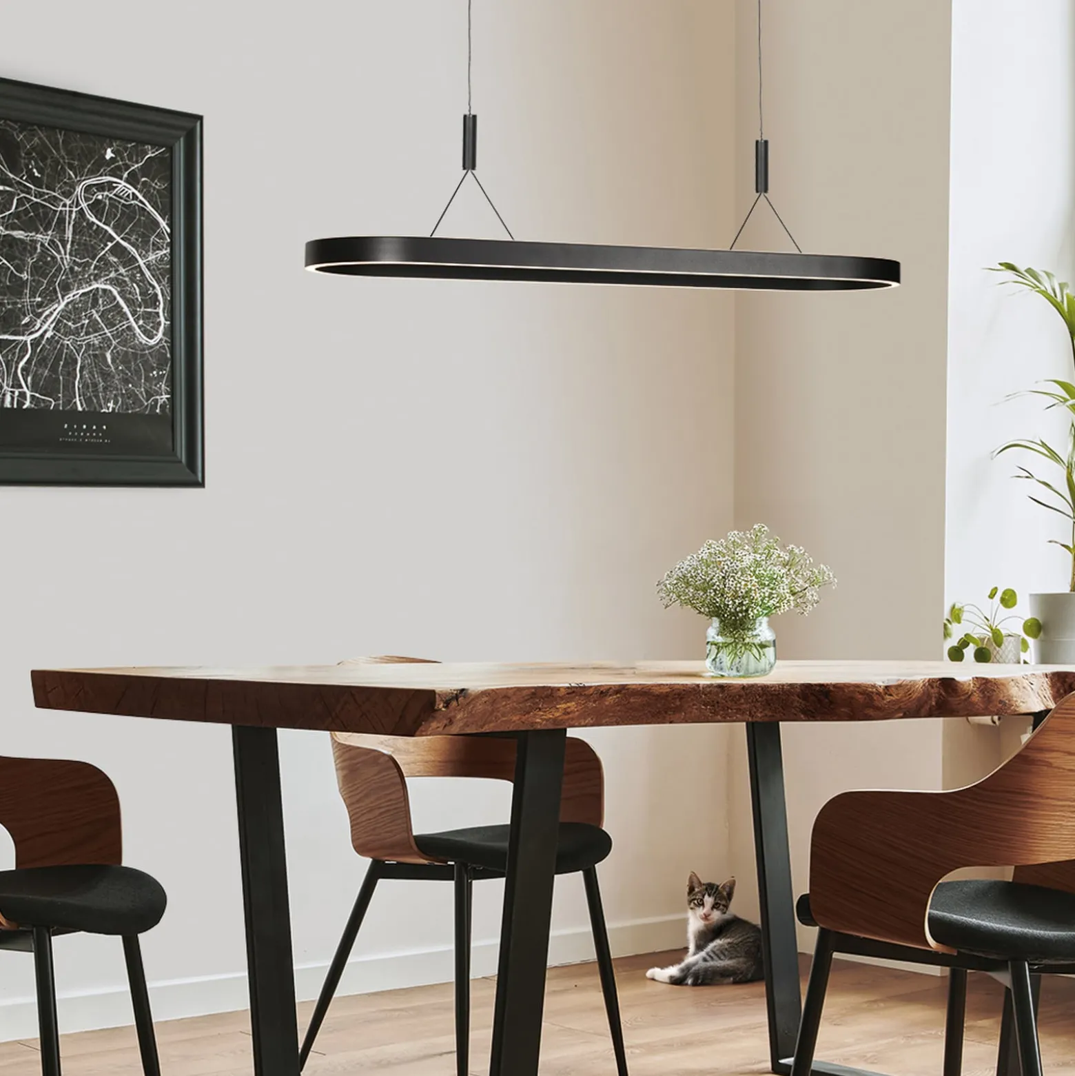 LED-riippuvalaisin Mykty, musta, pituus 120 cm, metalli, 2-lamppuinen.