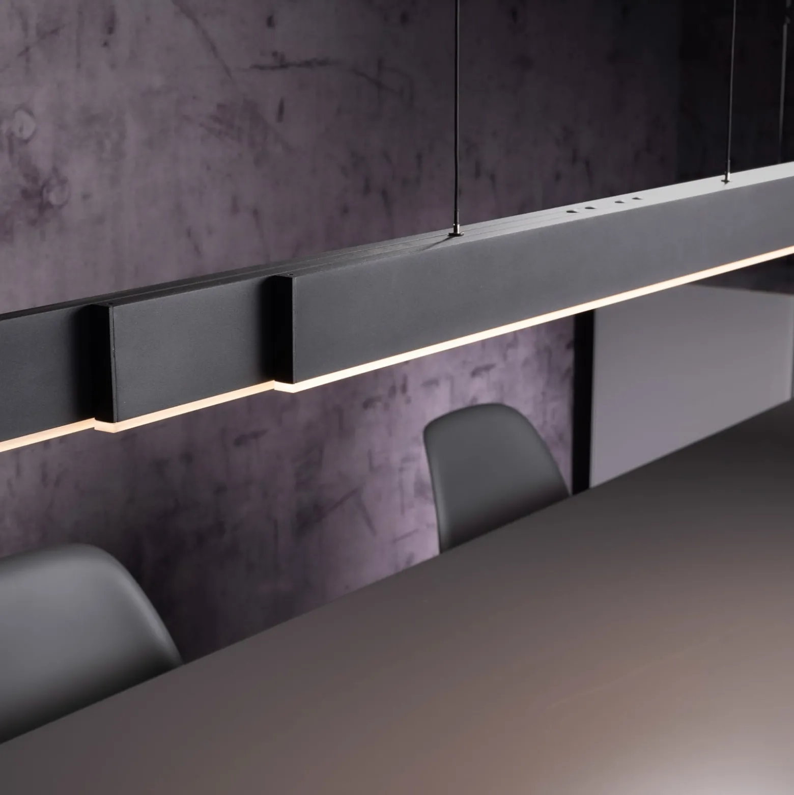 LED-riippuvalaisin PURE Moto-Rise, platina, alumiini, CCT
