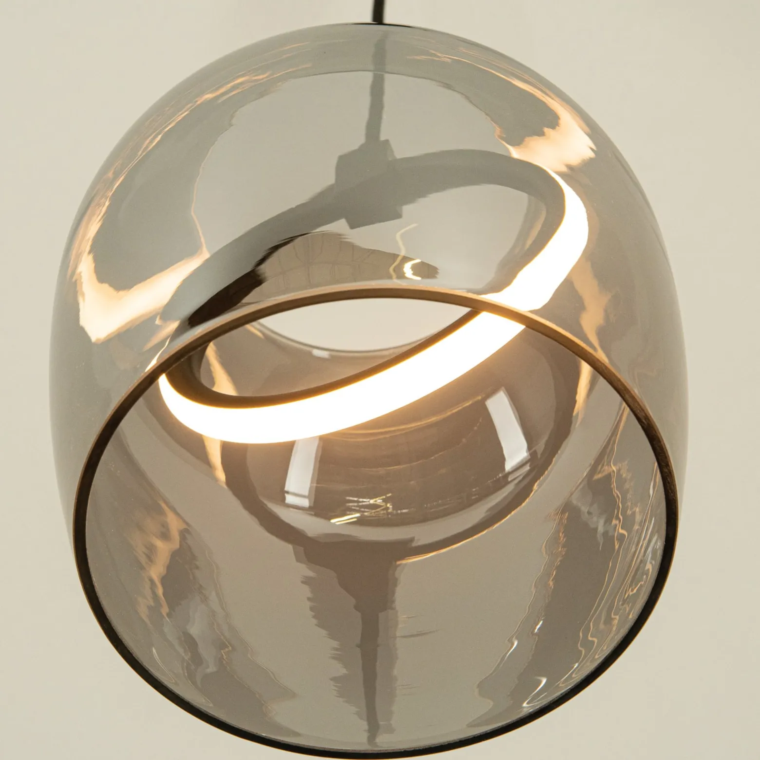 LED-riippuvalaisin 23078, savunharmaa, 1-valo, lasi, Ø 20 cm