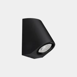 LEDS-C4 Eko Kalteva ulkoseinälamppu, musta, leveys 7 cm