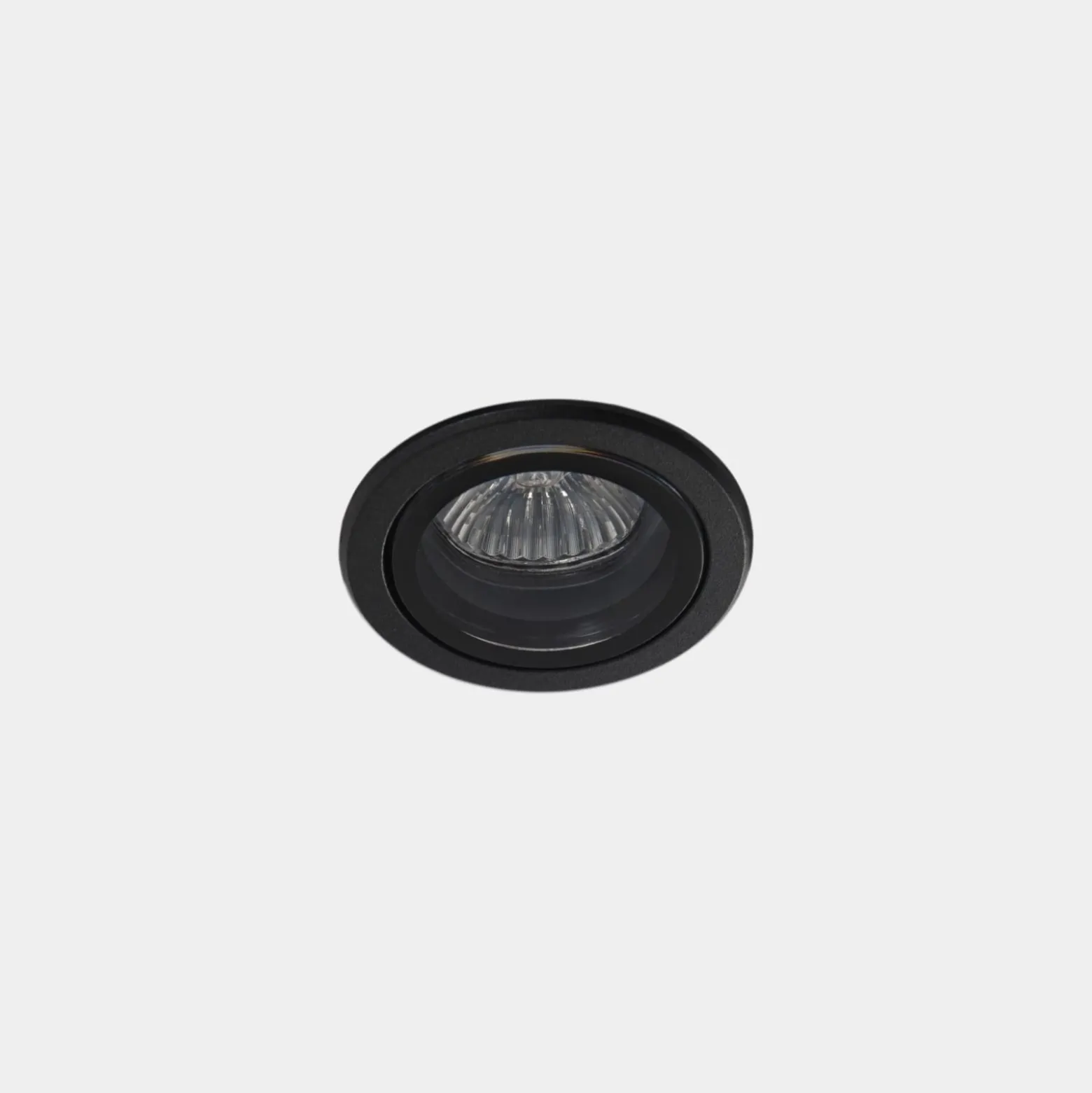 LEDS-C4 Eko upotettava LED-kohdevalaisin, musta, Ø 7,5 cm, alumiinia