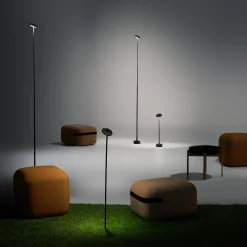 LEDS-C4 Näkymätön LED-pylväsvalo maapiikillä varustettuna