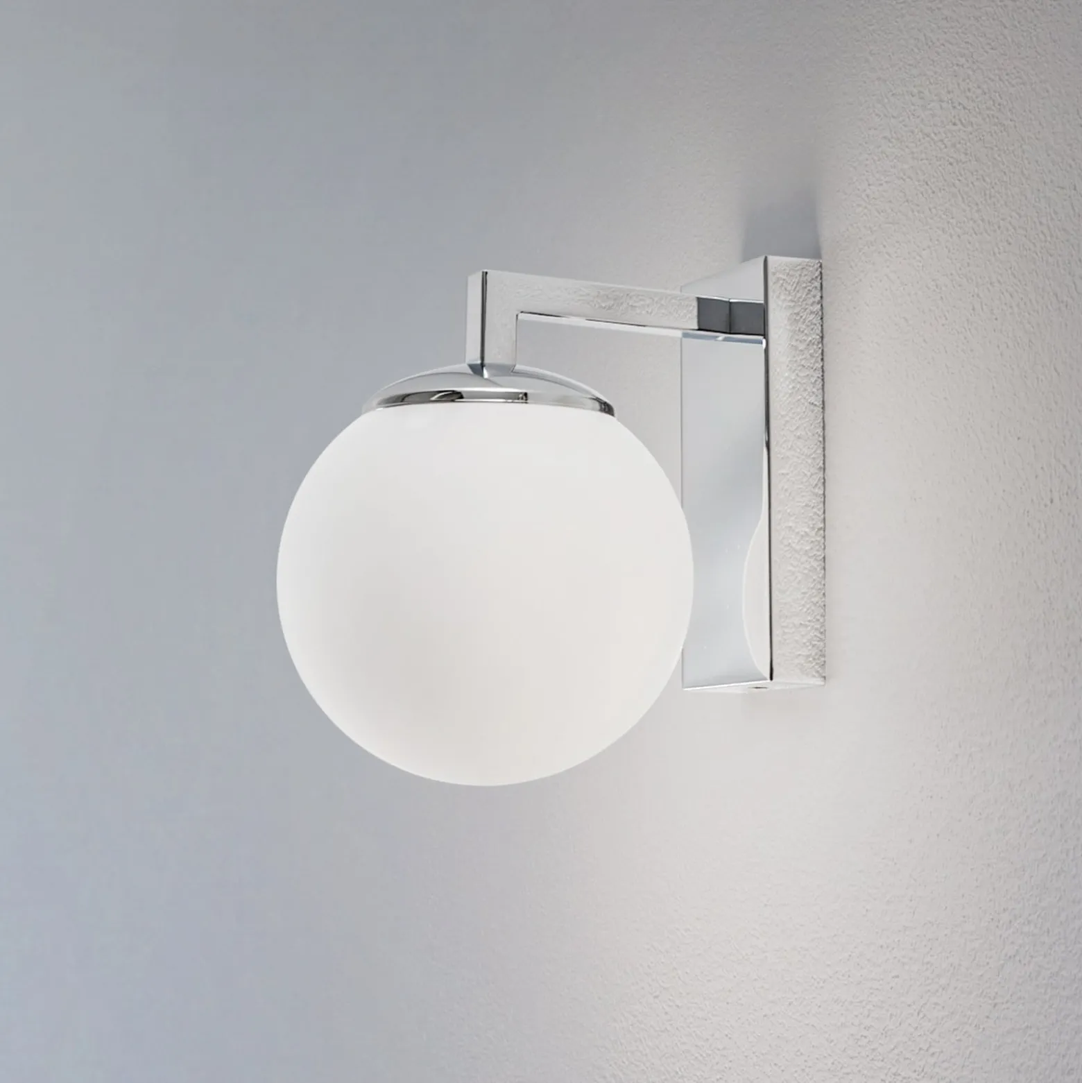 LED-seinävalaisin Aseor, lasi, kromi