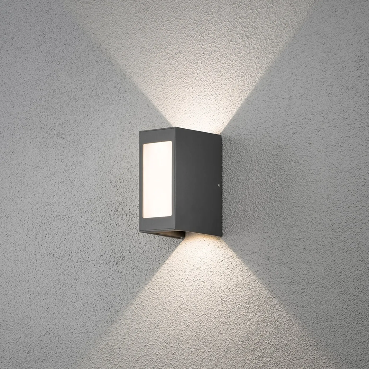 LED-seinävalaisin Cremona – säädettävä valon kulma