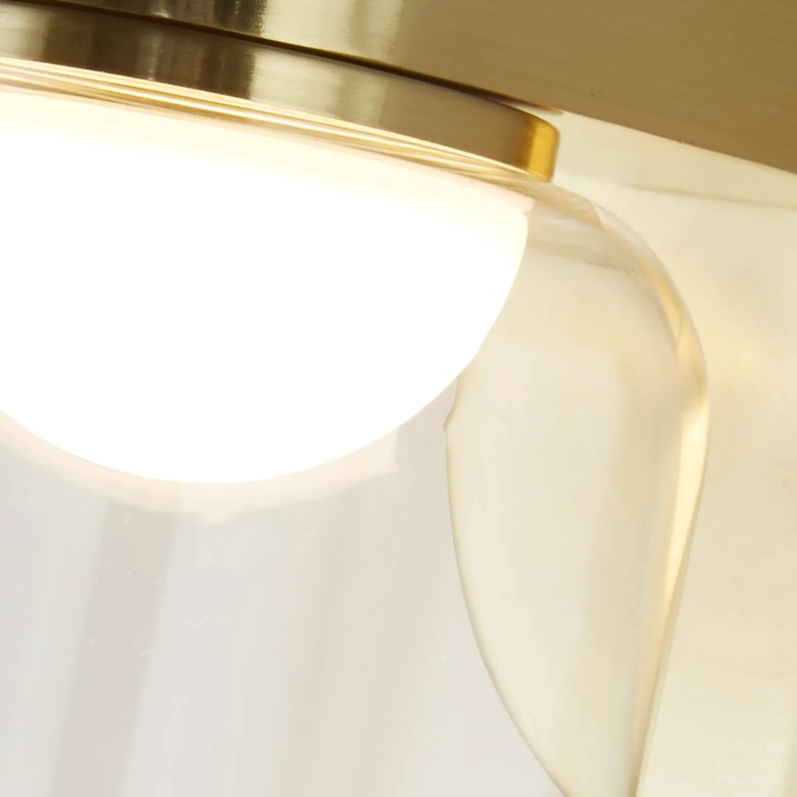 LED-seinävalaisin Highball, messingin värinen, IP44, lasi