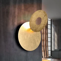LED-seinävalaisin Leano, pyöreä linssi, kultainen, epäsuora valaisin
