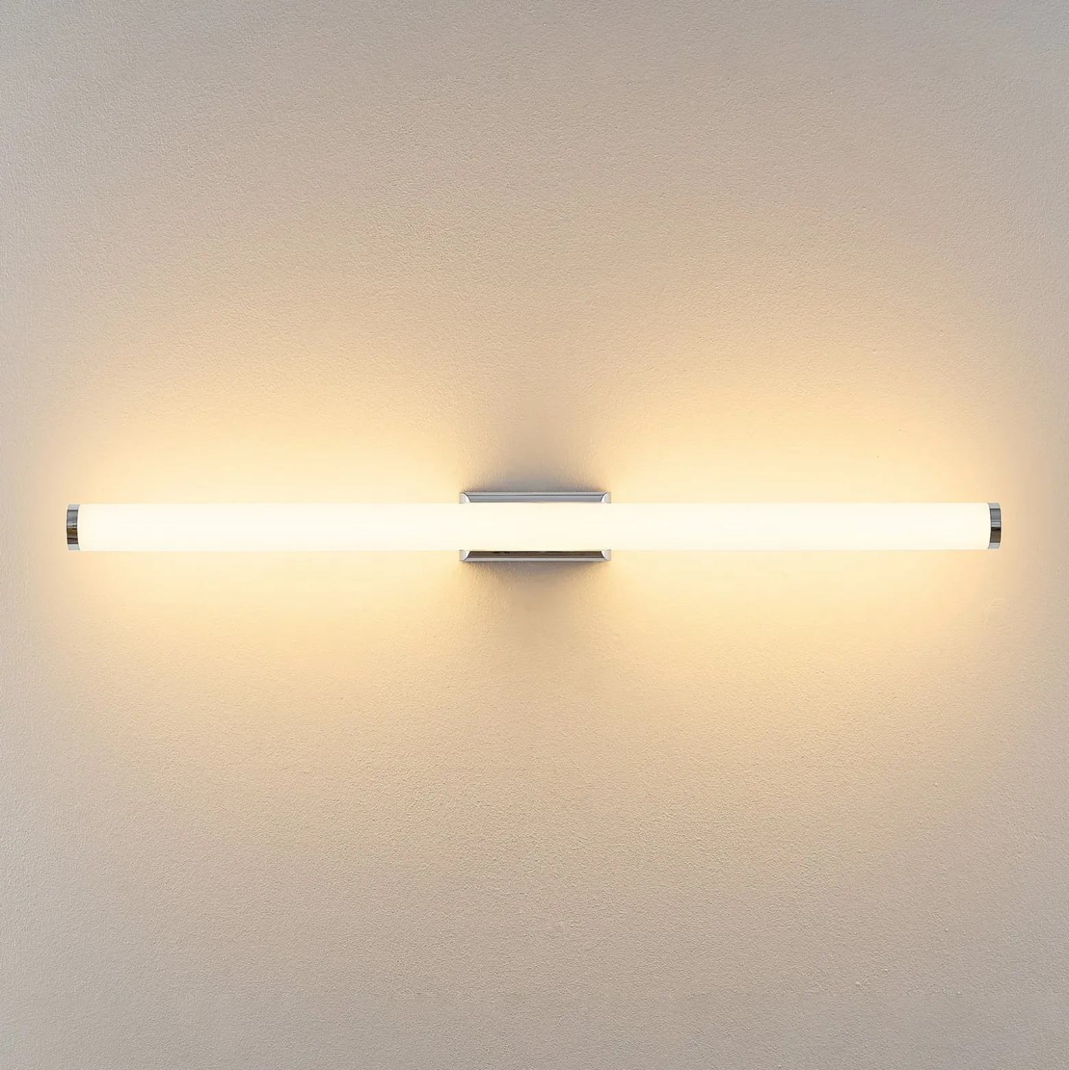 LED-seinävalaisin VINA M, kromivärinen, leveys 60 cm, IP44, CCT