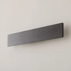LED-seinävalaisin Zig Zag, musta, leveys 53 cm