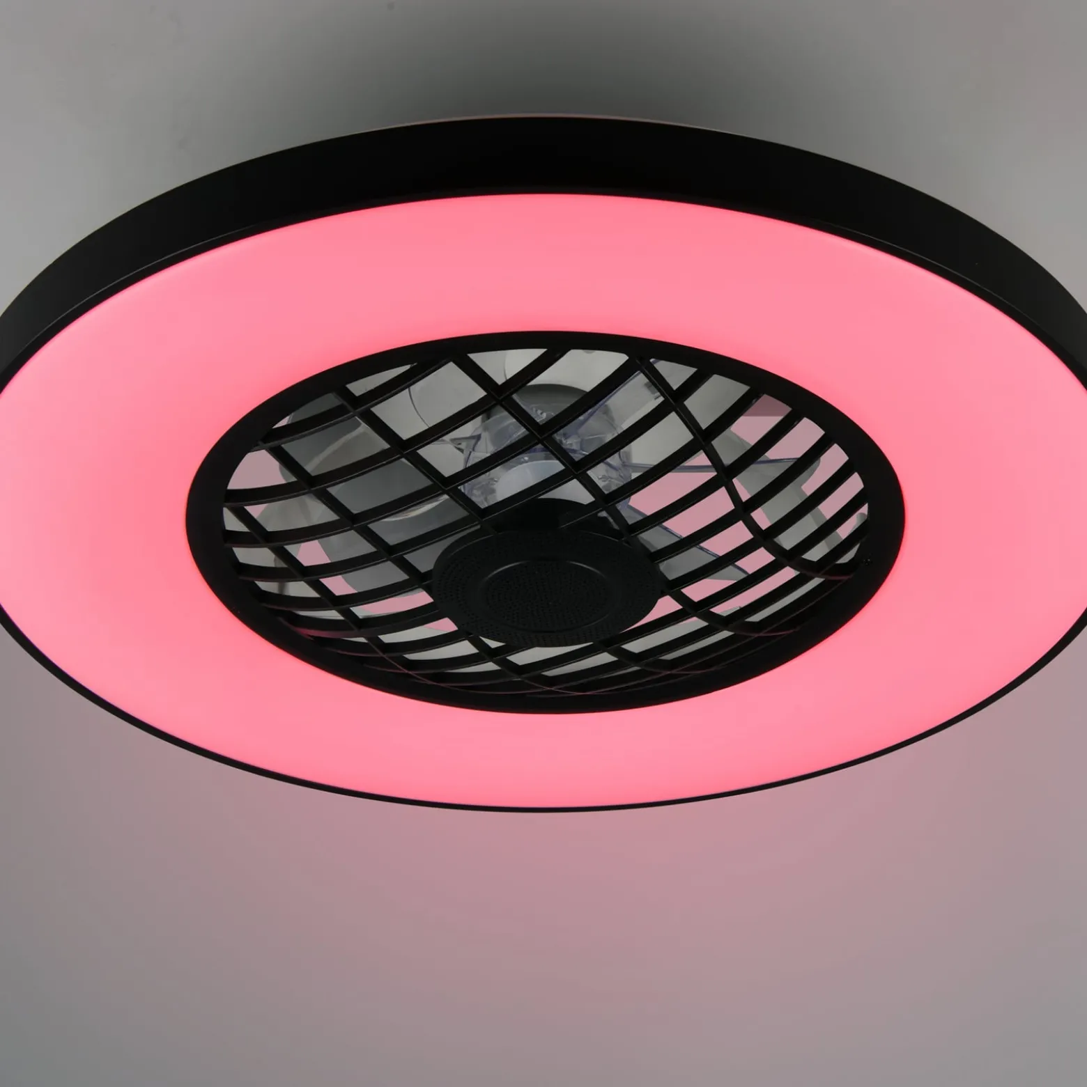 LED-tuuletin Linköping hiljainen CCT RGB kaukosäädin kaiutin