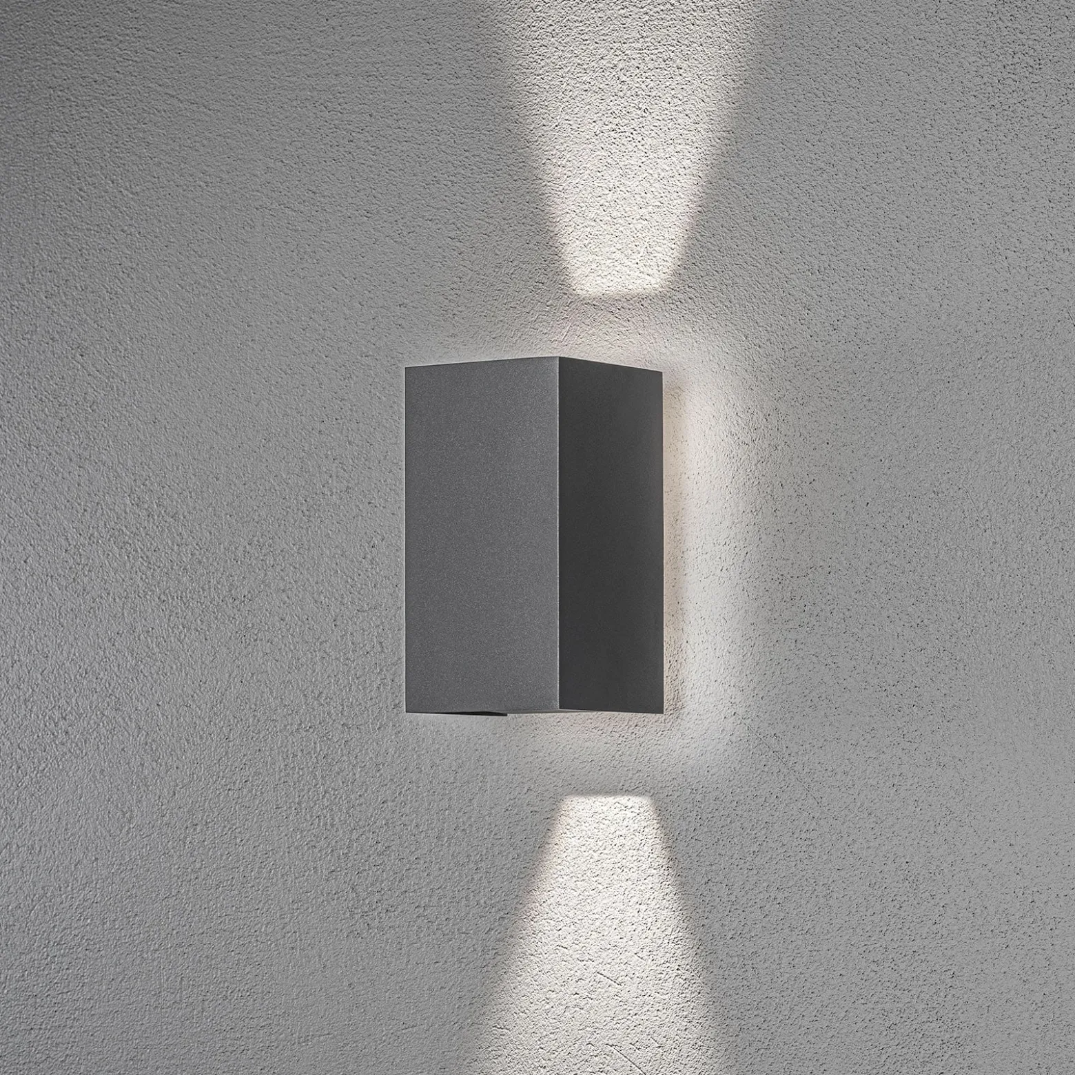 LED-ulkoseinälamppu Cremona taustavalolla