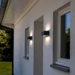 LED-ulkoseinälamppu Gemini, 22 cm, 3000K, musta
