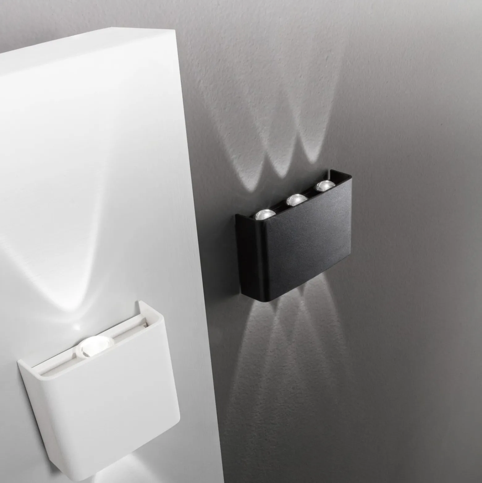 LED-ulkoseinälamppu KLEIN, musta, leveys 16 cm, muovi