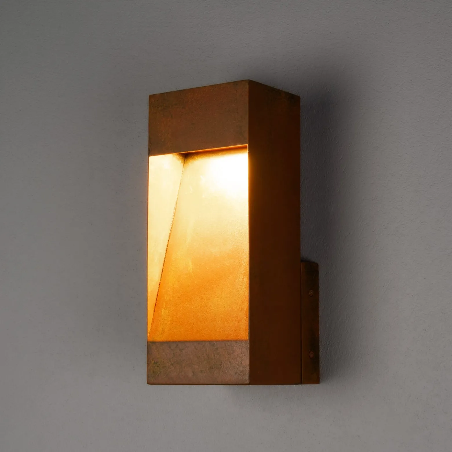 LED-ulkoseinälamppu Rho, ruosteenvärinen, korkeus 28 cm, metalli, IP54