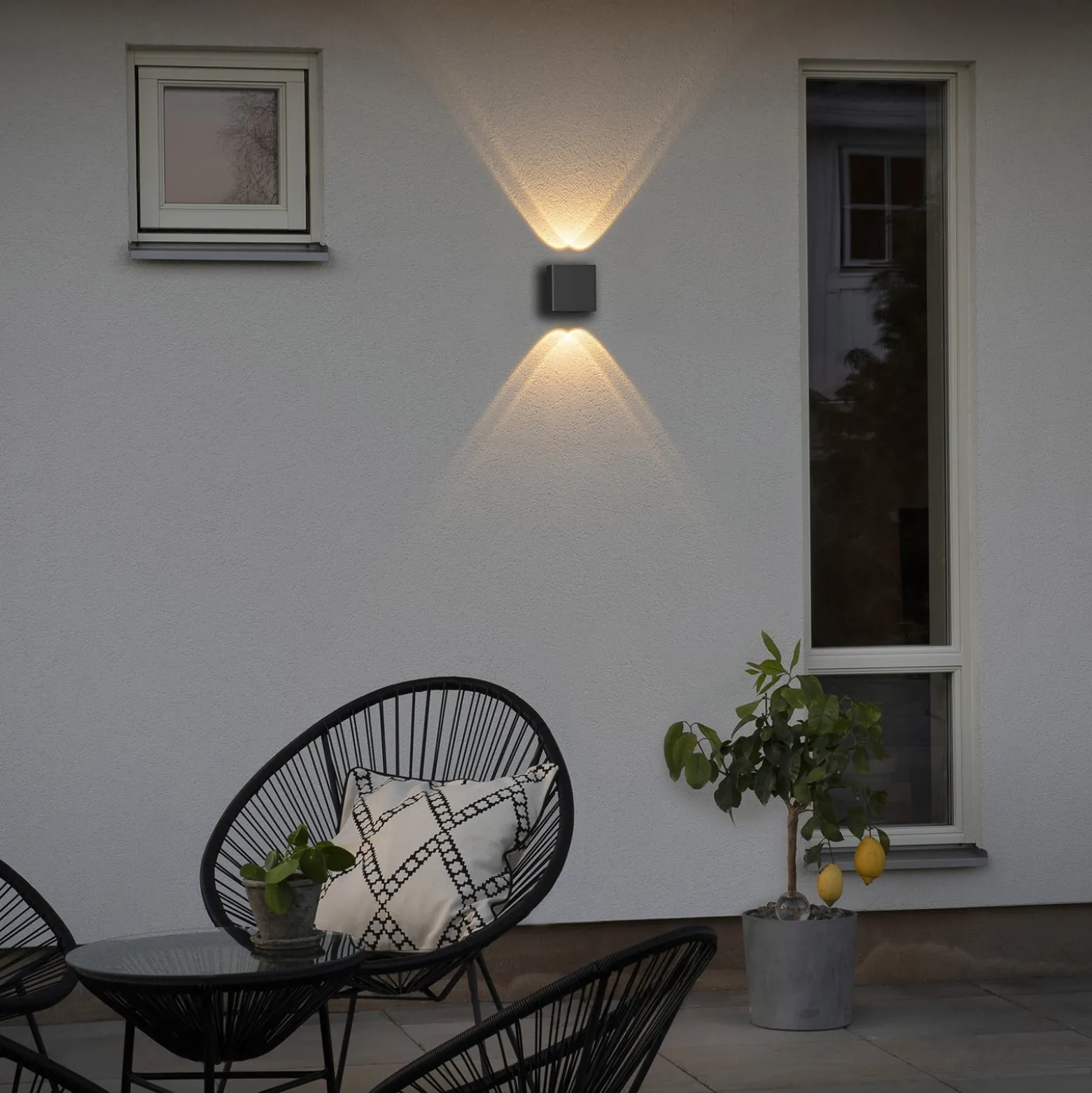 LED-ulkoseinävalaisin Chieri 4-lamppua antrasiitti