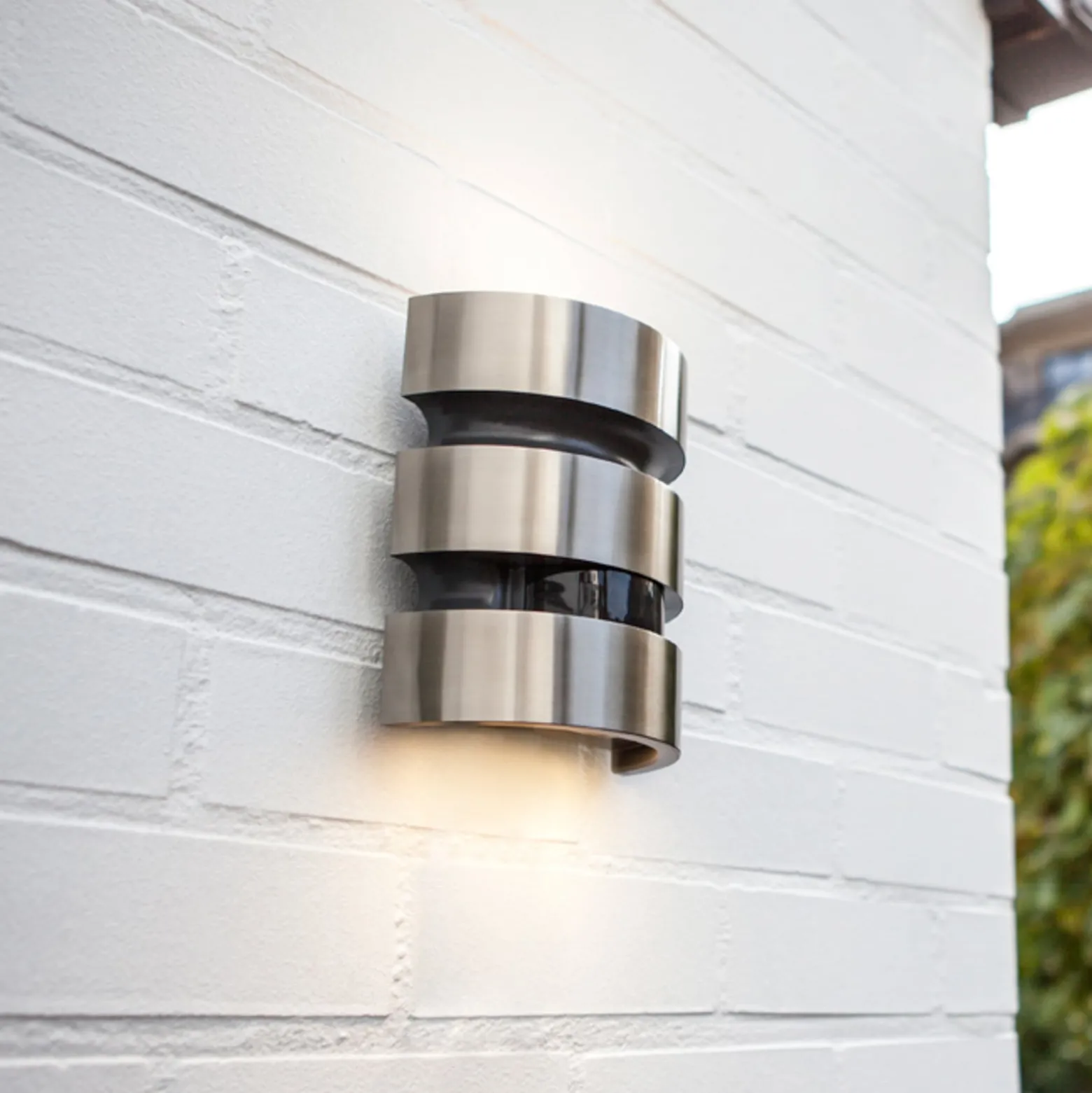 LED-ulkoseinävalaisin MAYA, ruostumaton teräs, korkeus 18 cm, IP44