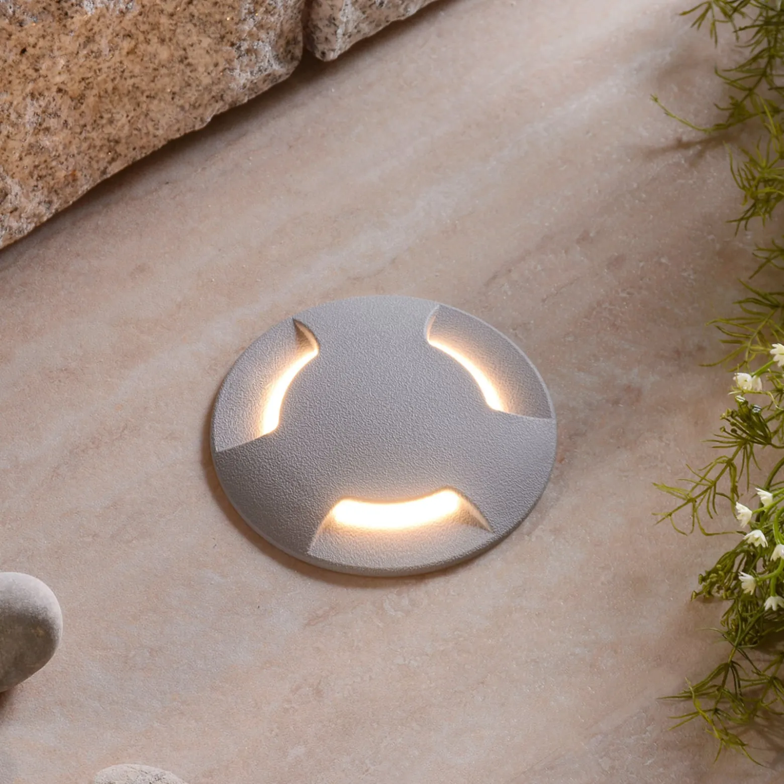 LED-uppovalaisin Ceci 120-3L harmaa CCT