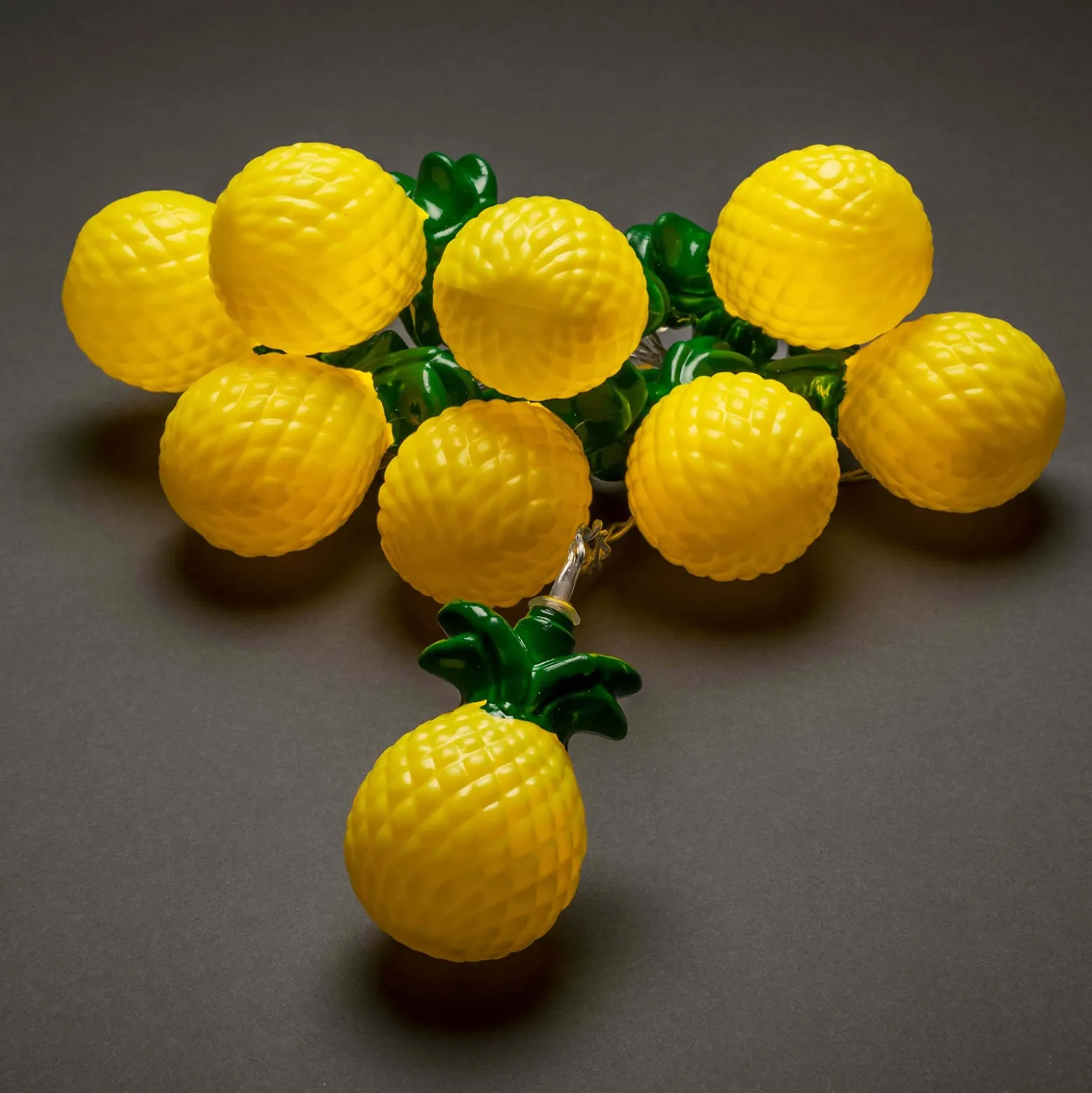 LED-valoketju Ananas, paristokäyttöinen