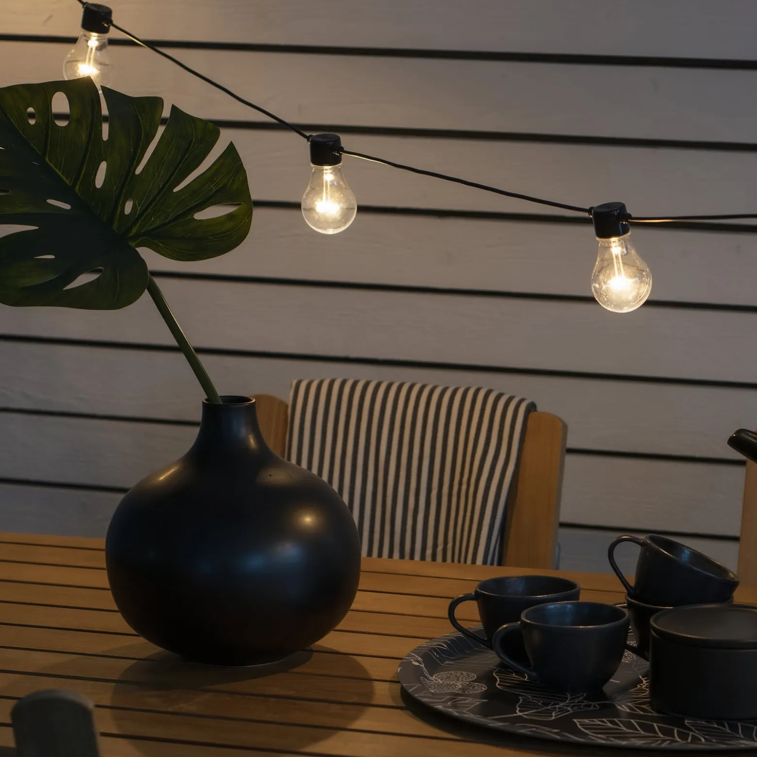 LED-valoketju olutpuutarhan perussarja, keltainen