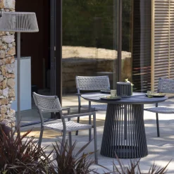 Les Jardins LED-aurinkopöytävalaisin Halo, harmaa, alumiini/graniitti