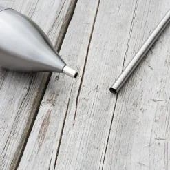 Lindby aurinkokäyttöinen LED-valaisin Jari, korkeus 122 cm, ruostumaton teräs,