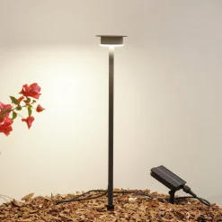 Lindby aurinkokäyttöinen LED-valaisin Lyris, musta, alumiini, 3 000 K