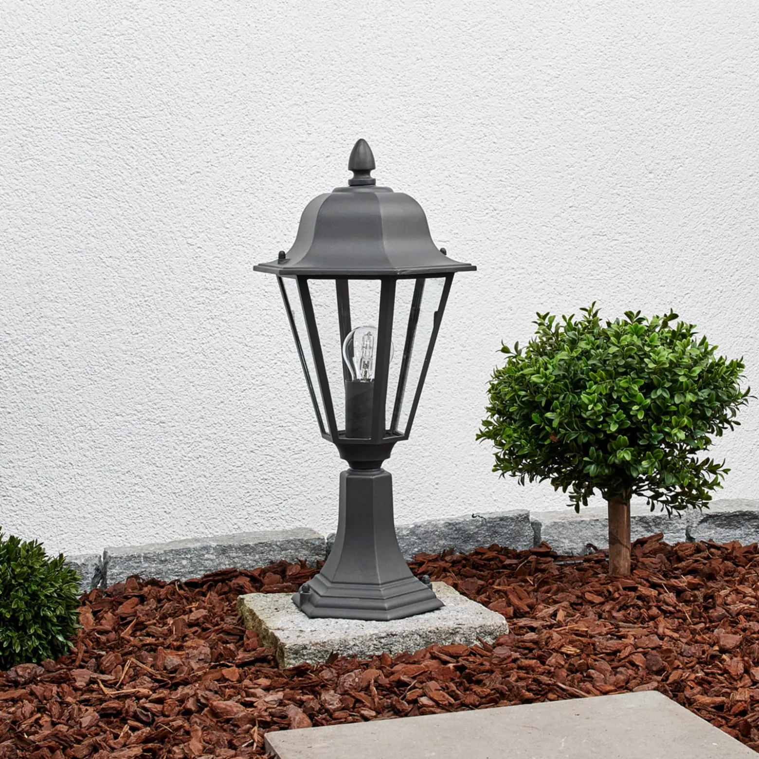 Lindby Edana jalustavalaisin, 52 cm, antrasiitti, E27, IP44