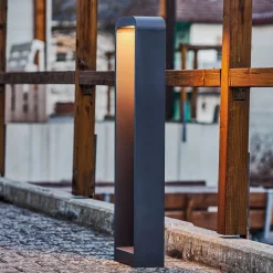 Lindby Emima LED polkuvalaisin, 80 cm, antrasiitti, alumiini