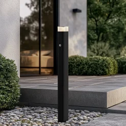 Lindby Halvar-pylväsvalaisin, 80 cm, musta, IP65, GU10, anturi